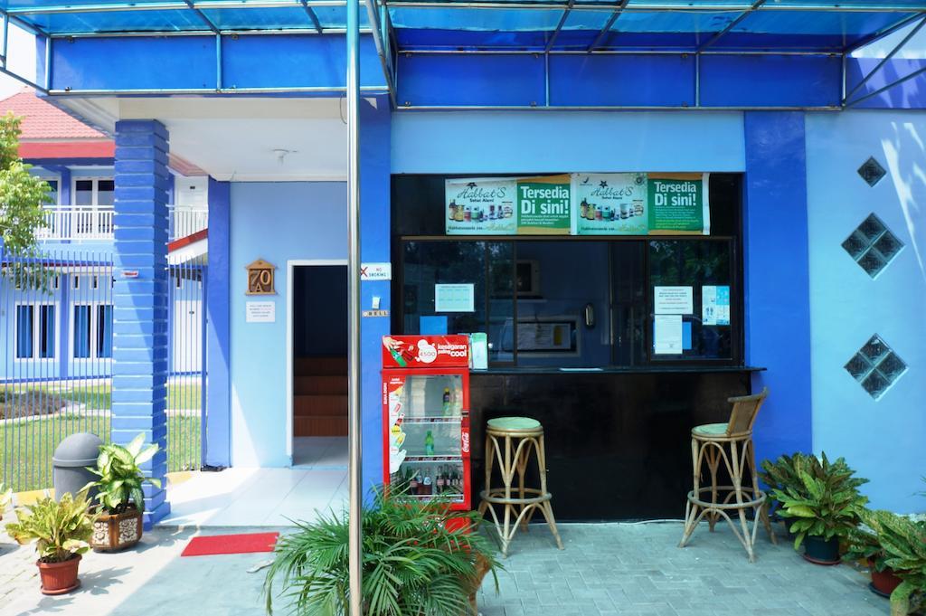 Kenari Wisma tamu